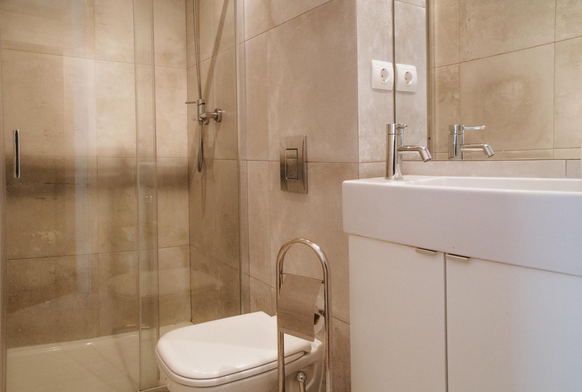 Camera Matrimoniale con Bagno Privato